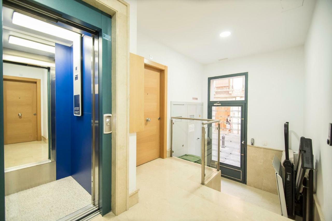 Enjoygranada Gran Via B-A & Parking Opcional Apartment Exterior photo